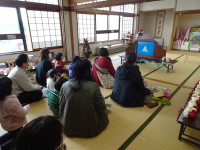 なわとしょかんでクリスマスおはなし会